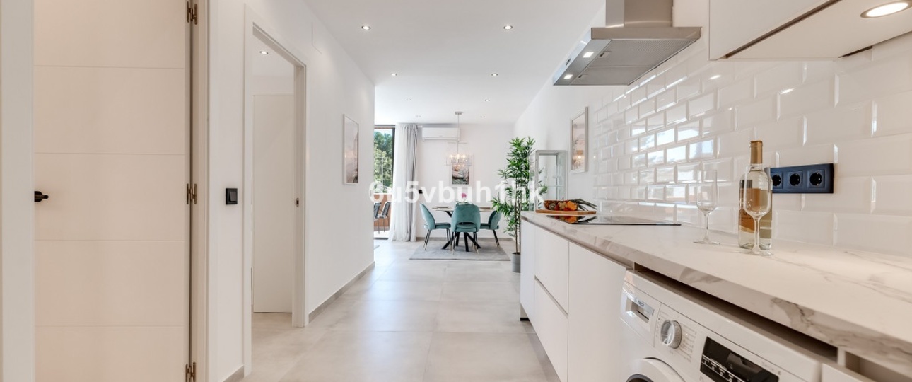 Resale - apartment - Estepona - Estepona Centro