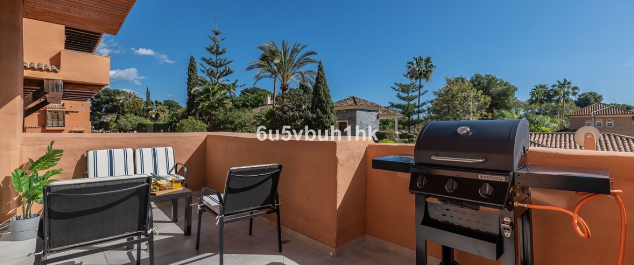Resale - apartment - Estepona - Estepona Centro