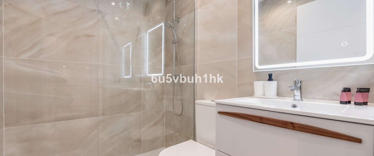 Resale - apartment - Estepona - Estepona Centro