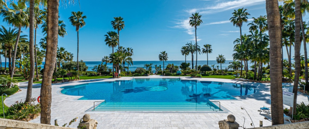 Resale - apartment - Estepona - Estepona Centro
