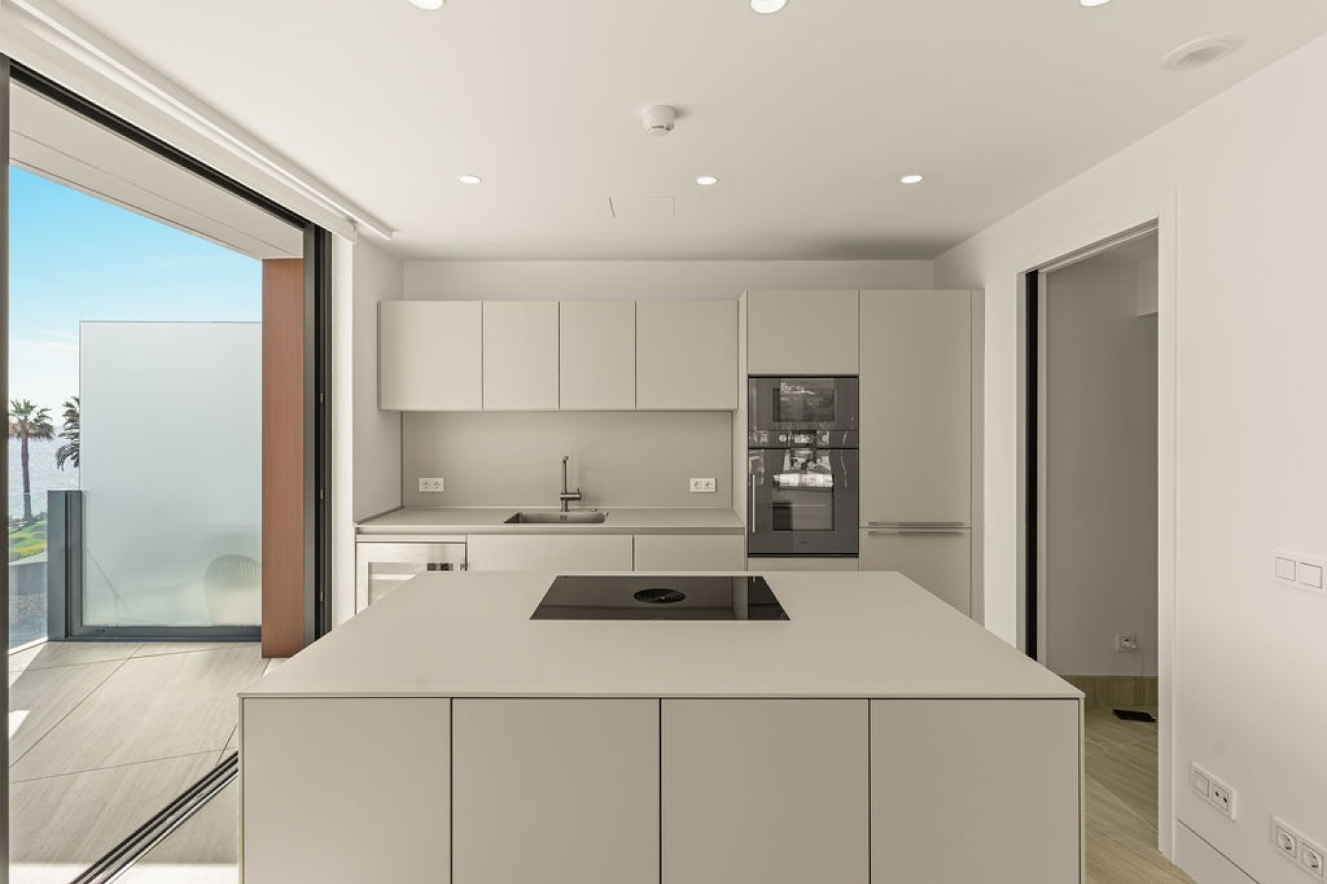 Resale - apartment - Estepona - Estepona Centro
