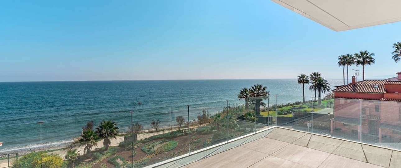 Resale - apartment - Estepona - Estepona Centro