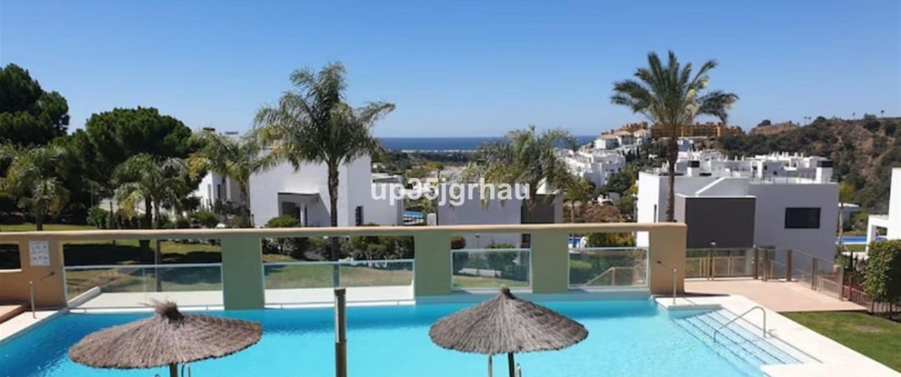 Resale - apartment - Estepona - Estepona Centro