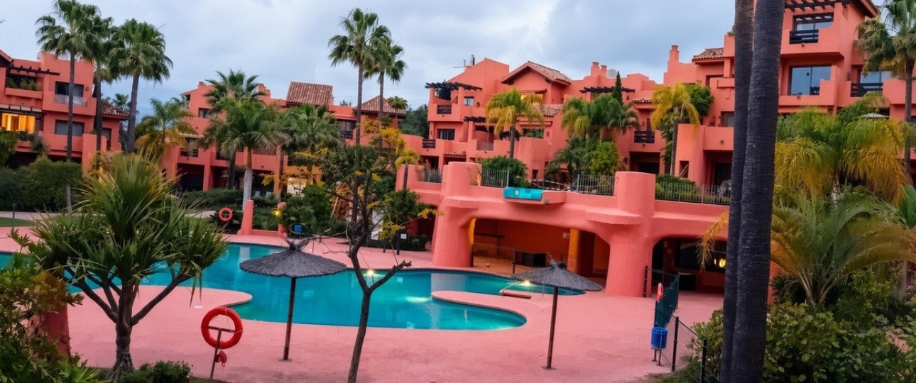 Resale - apartment - Estepona - Estepona Centro