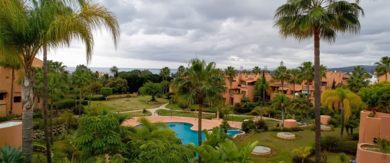 Resale - apartment - Estepona - Estepona Centro