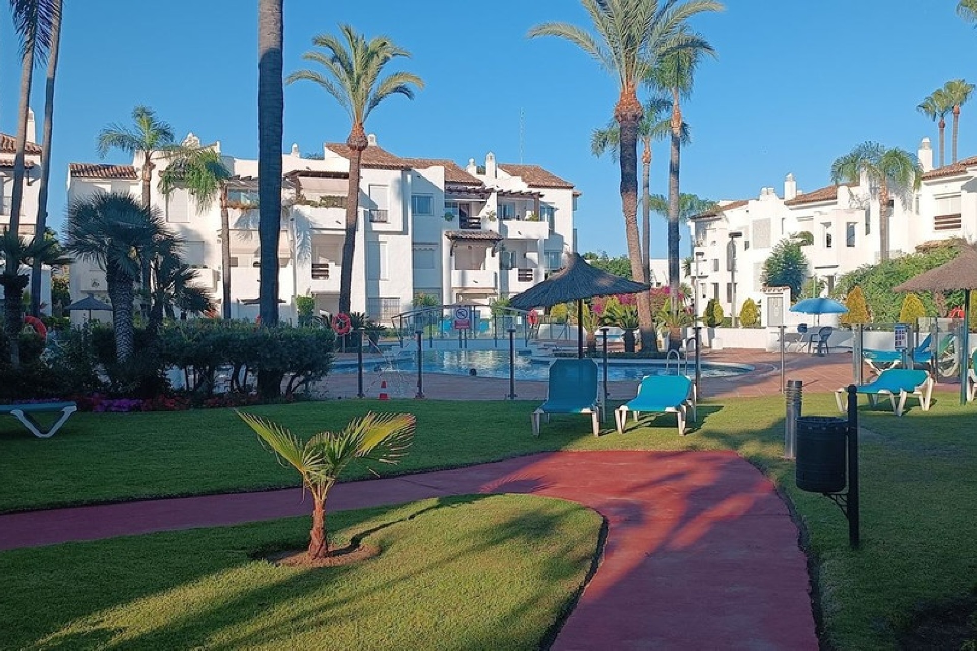Resale - apartment - Estepona - Estepona Centro