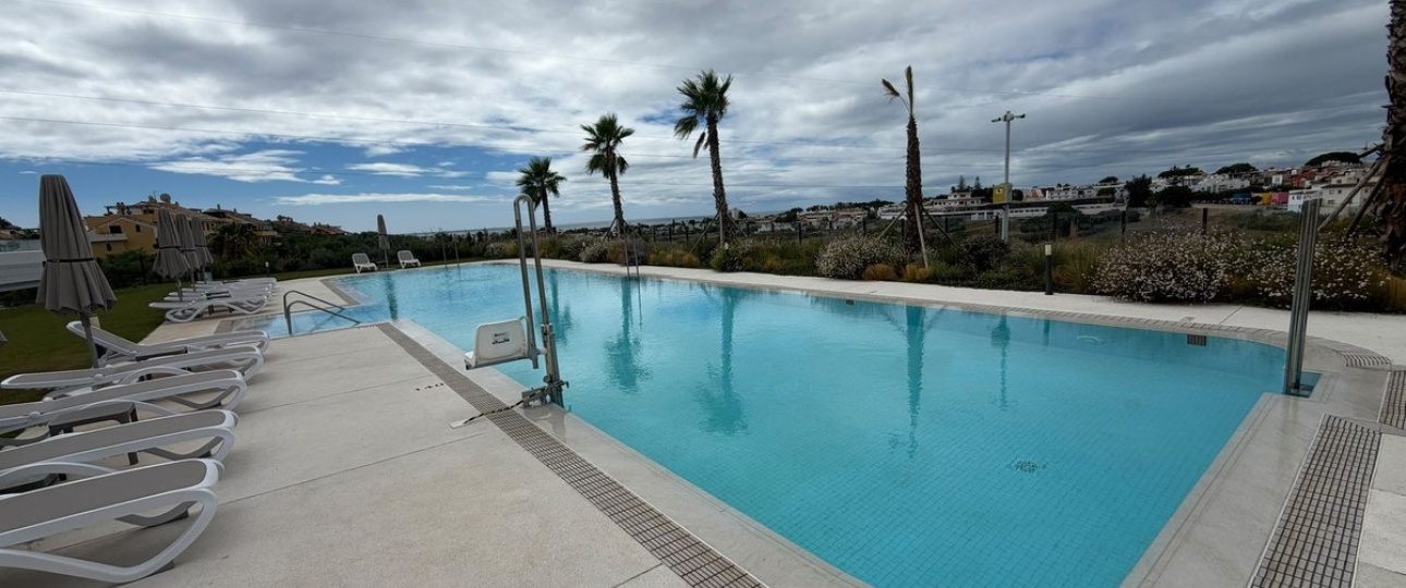 Resale - apartment - Estepona - Estepona Centro