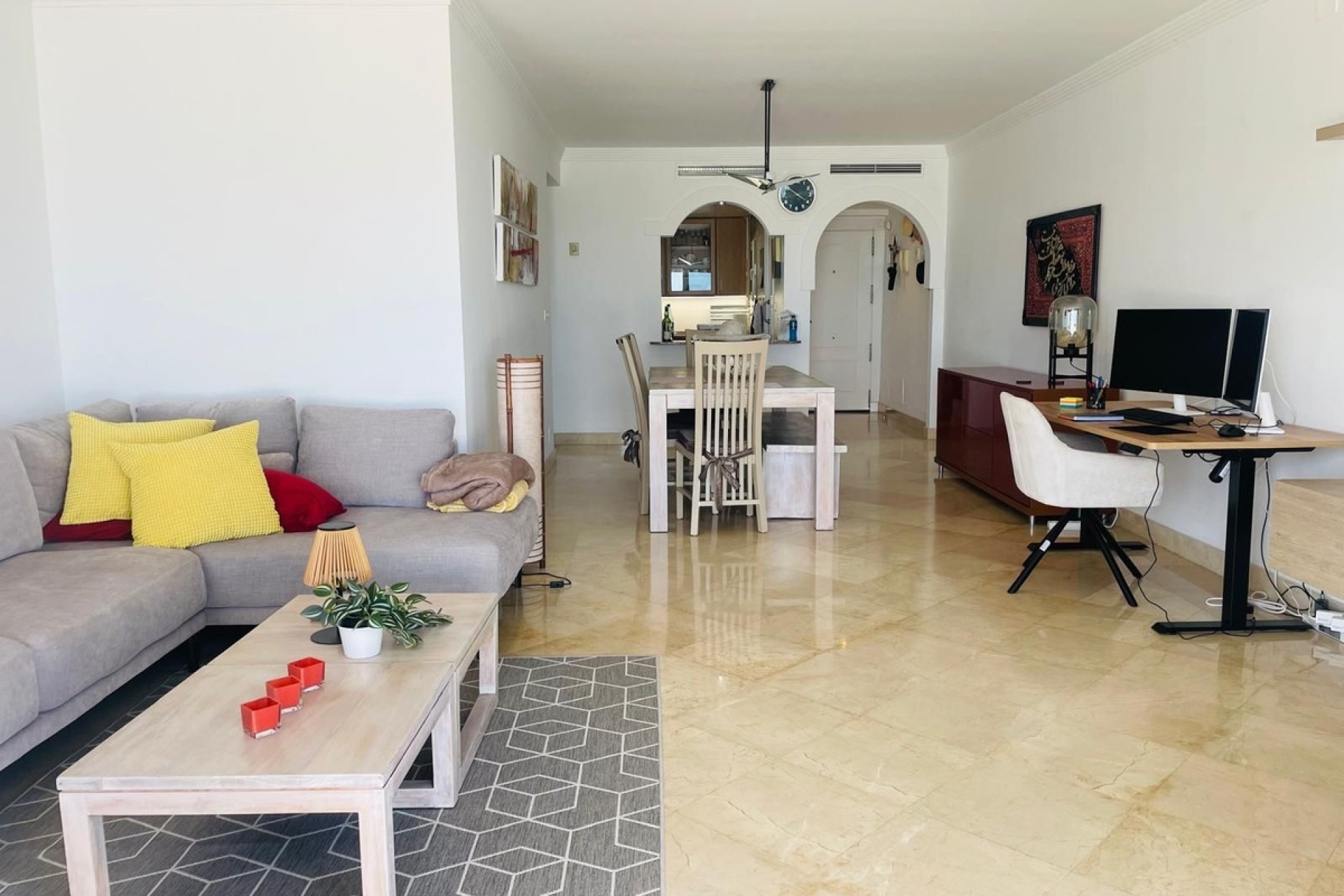 Resale - apartment - Estepona - Estepona Centro