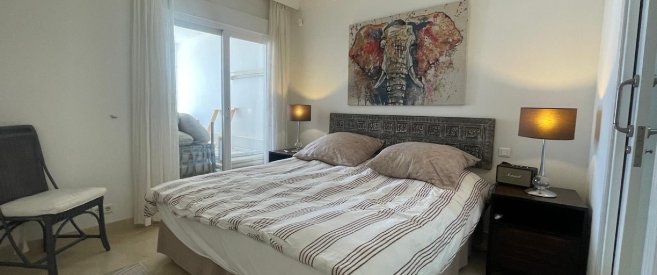 Resale - apartment - Estepona - Estepona Centro