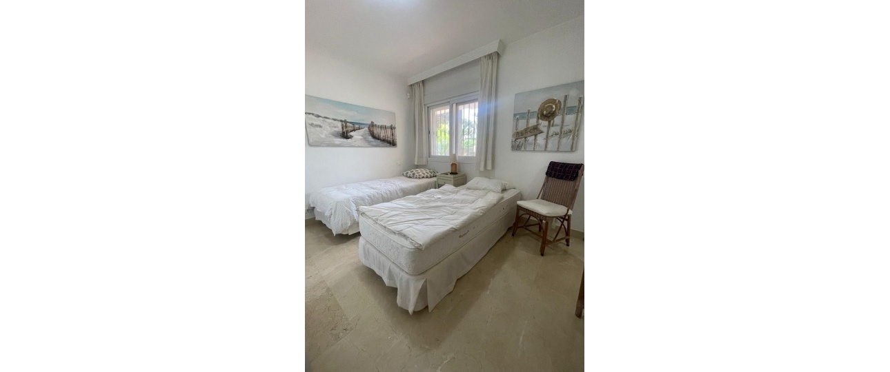 Resale - apartment - Estepona - Estepona Centro