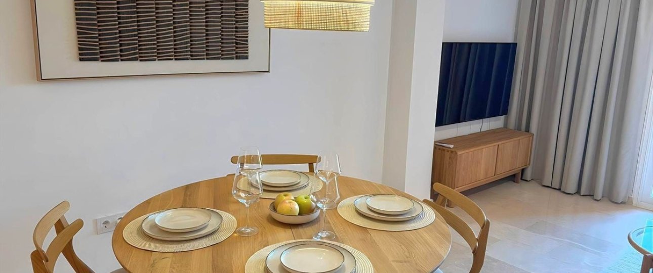 Resale - apartment - Estepona - Estepona Centro