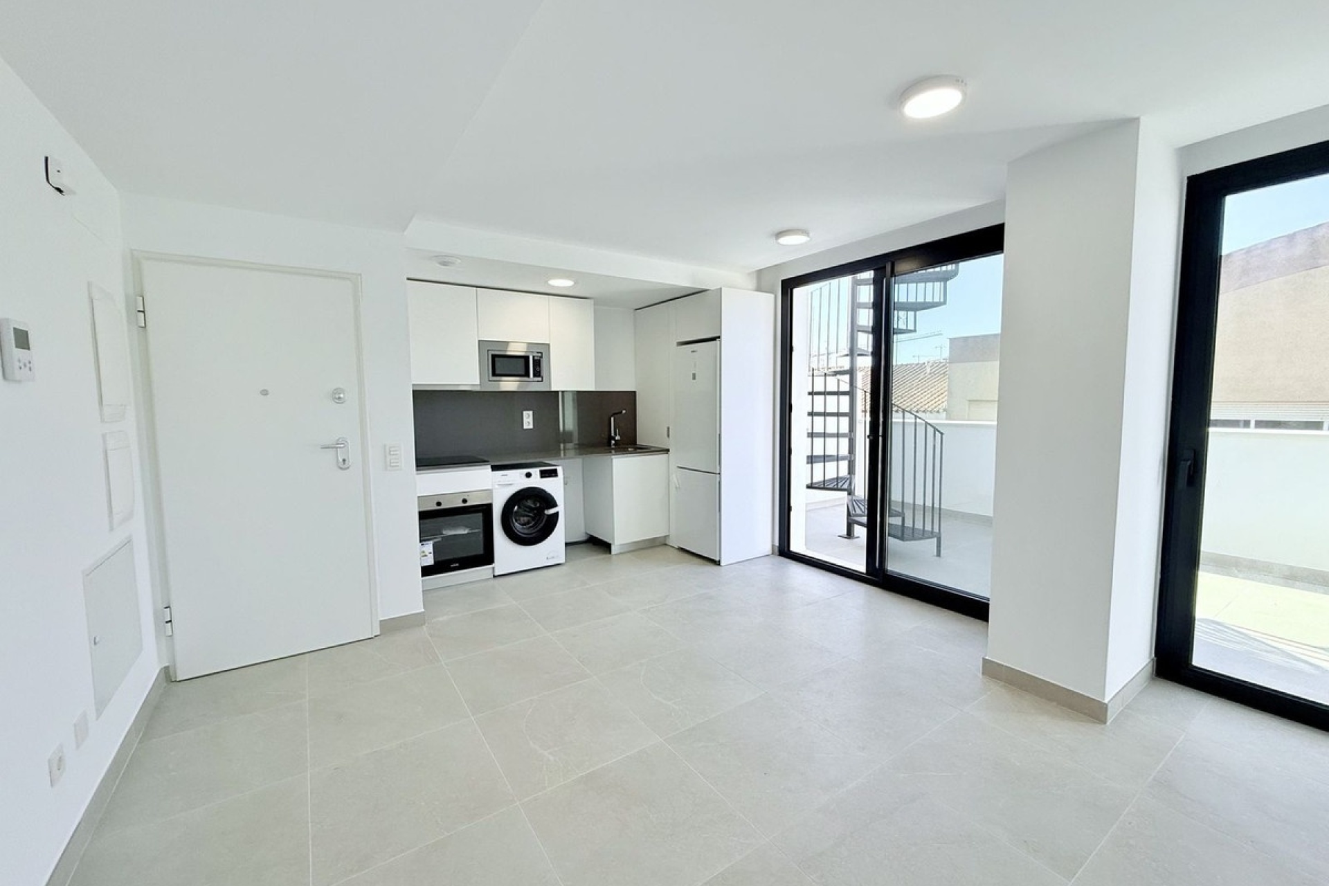 Resale - apartment - Estepona - Estepona Centro