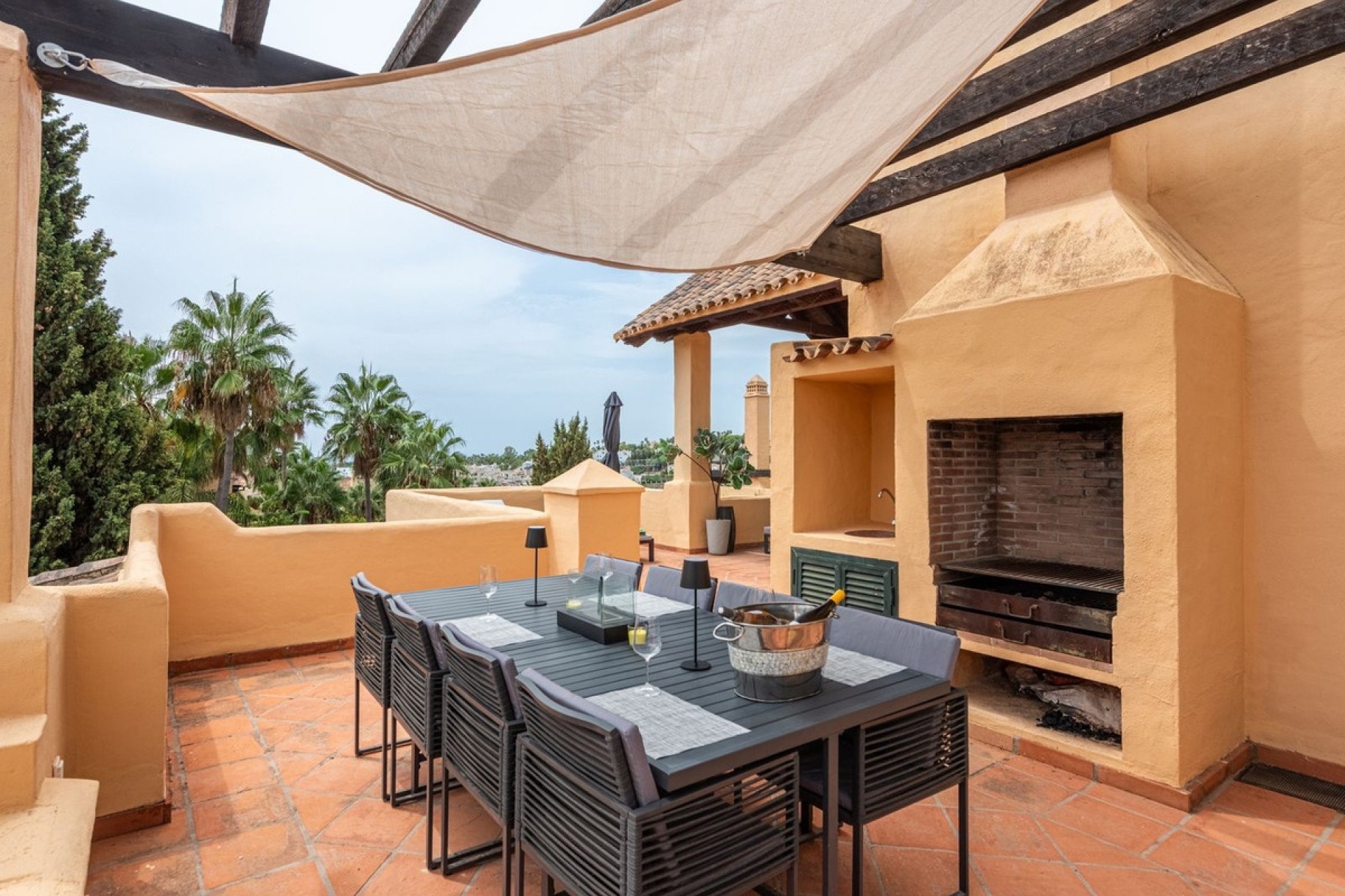 Resale - apartment - Estepona - Estepona Centro