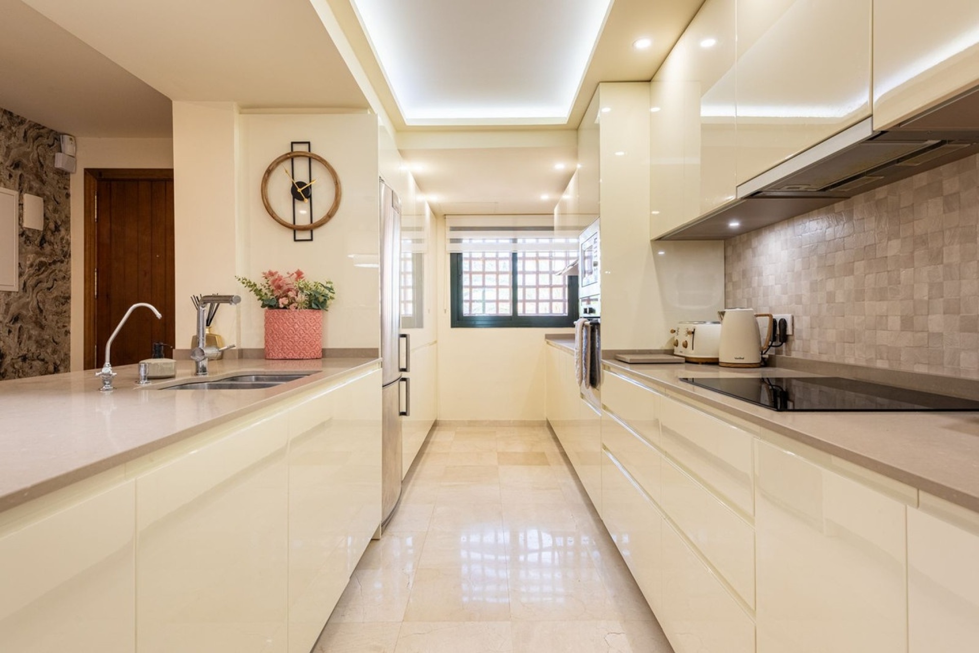 Resale - apartment - Estepona - Estepona Centro
