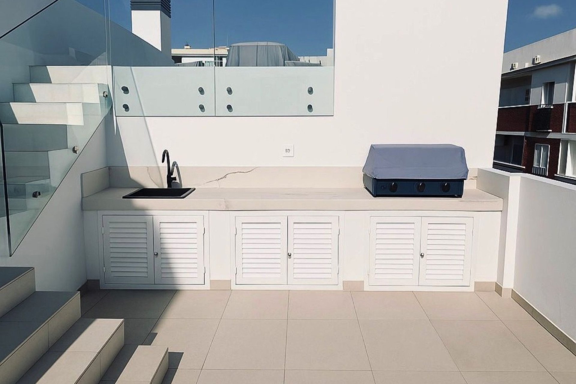 Resale - apartment - Estepona - Estepona Centro