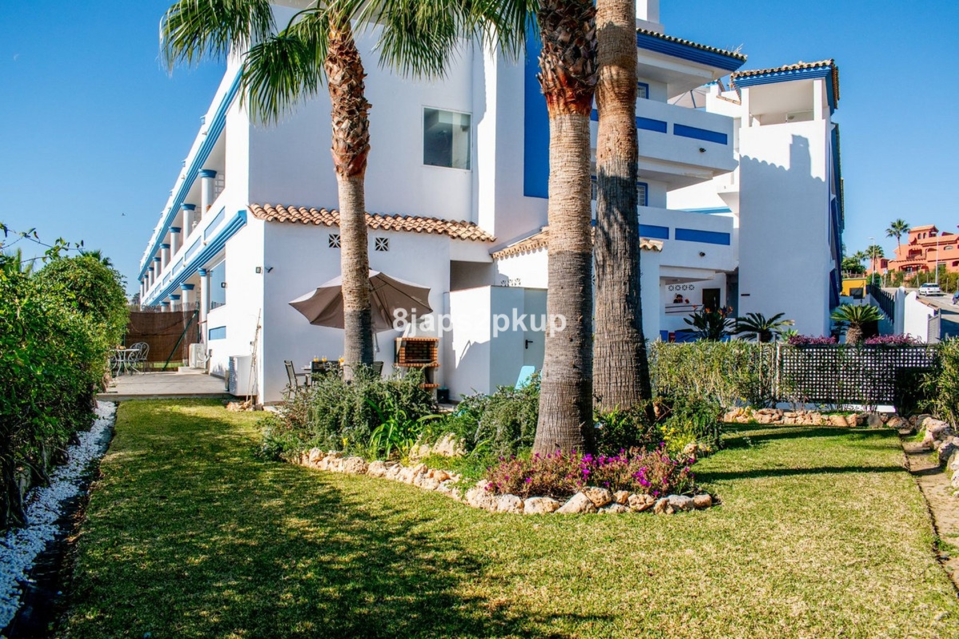 Resale - apartment - Estepona - Estepona Centro