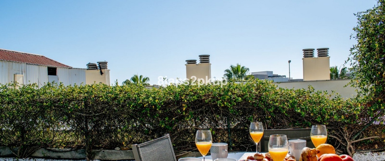 Resale - apartment - Estepona - Estepona Centro