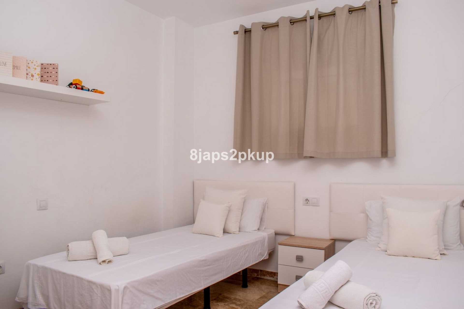 Resale - apartment - Estepona - Estepona Centro