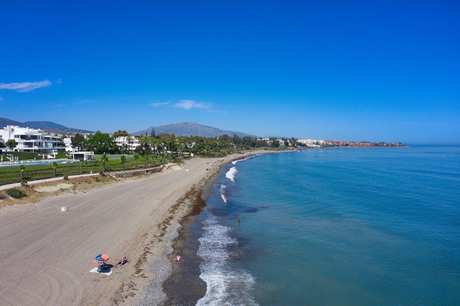 Resale - apartment - Estepona - Estepona Centro