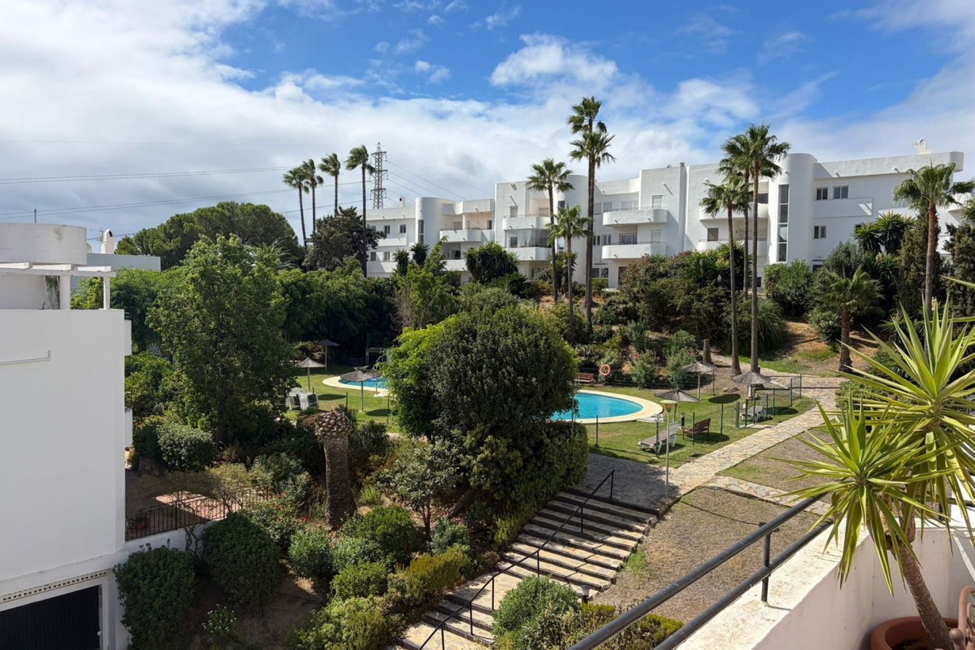 Resale - apartment - Estepona - Estepona Centro