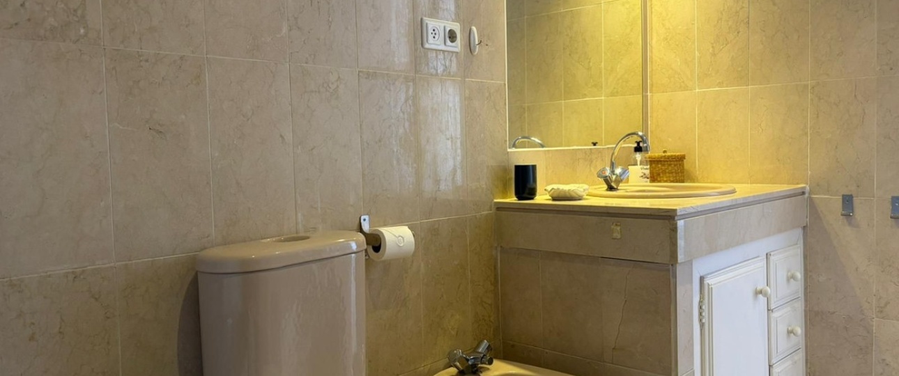 Resale - apartment - Estepona - Estepona Centro