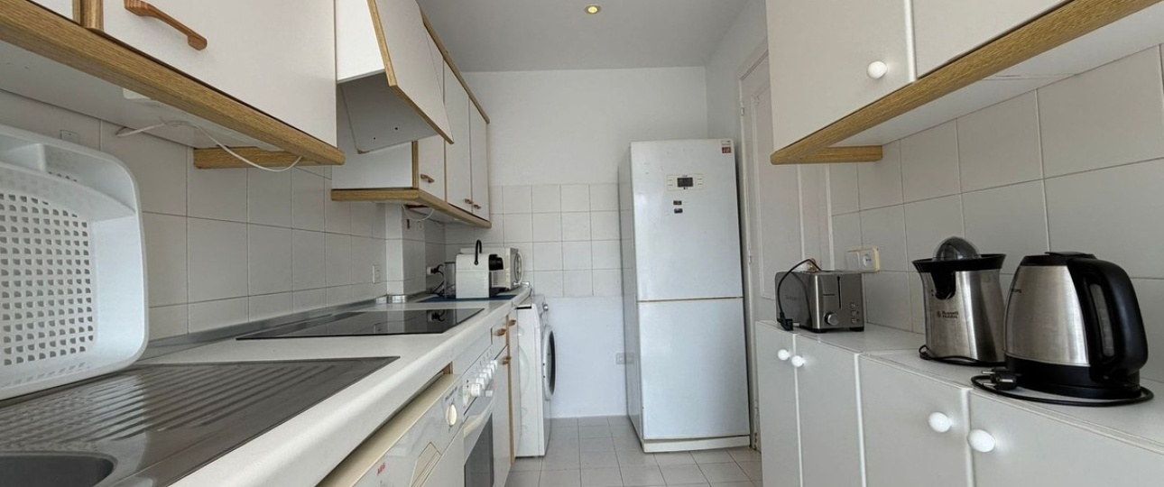Resale - apartment - Estepona - Estepona Centro