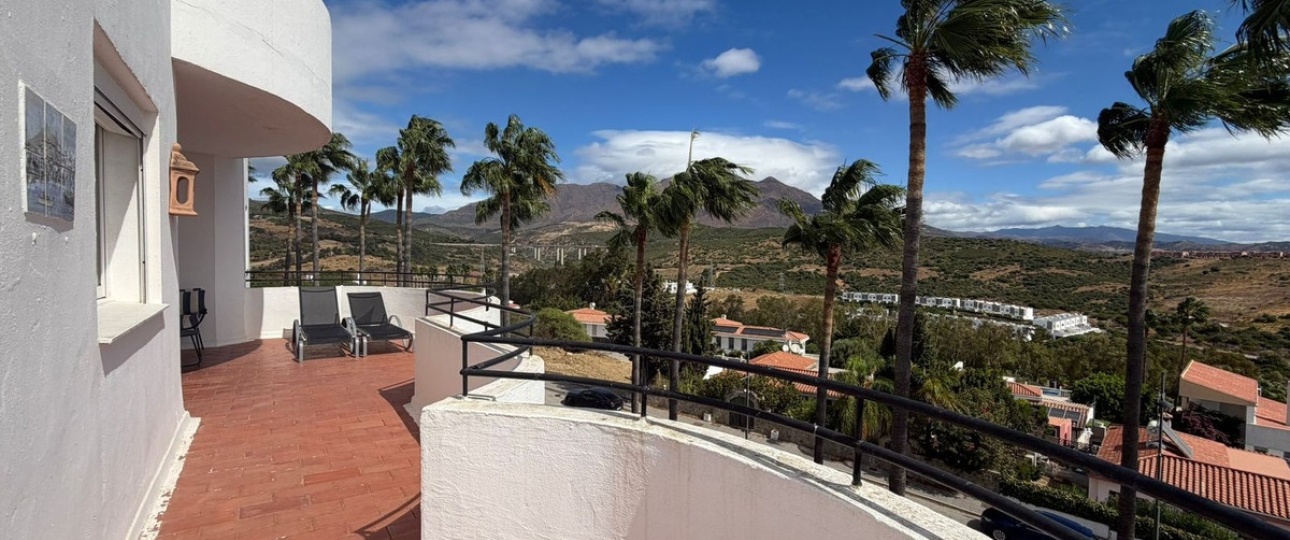 Resale - apartment - Estepona - Estepona Centro