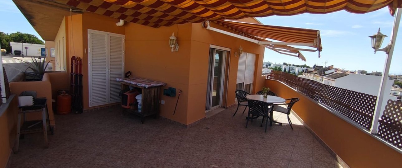 Resale - apartment - Estepona - Estepona Centro