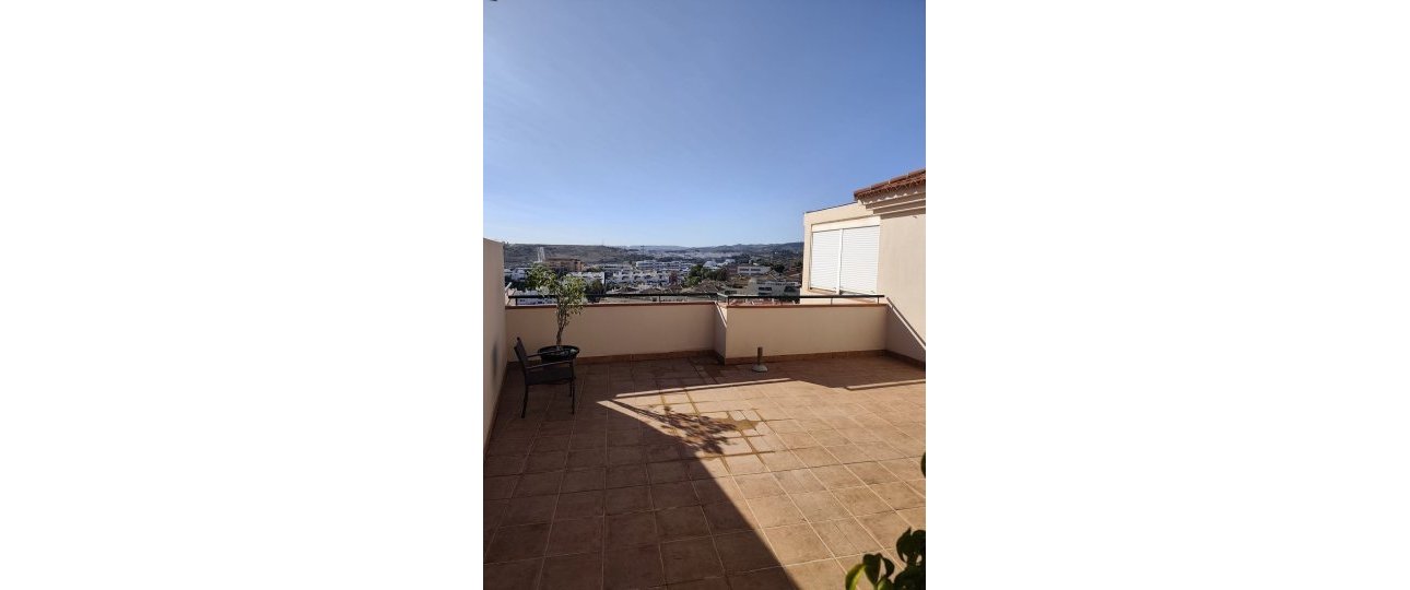 Resale - apartment - Estepona - Estepona Centro