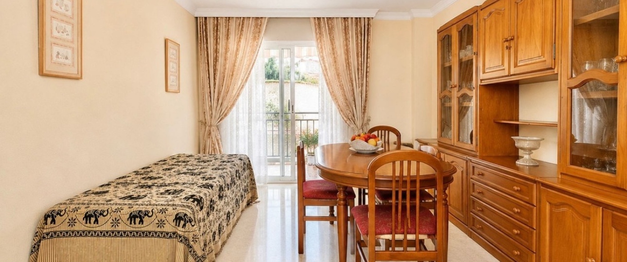 Resale - apartment - Estepona - Estepona Centro