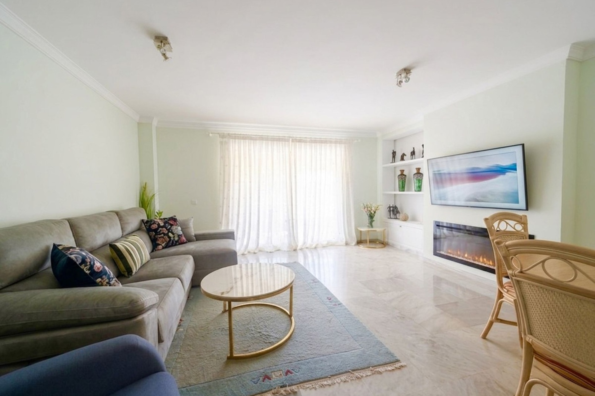 Resale - apartment - Estepona - Estepona Centro
