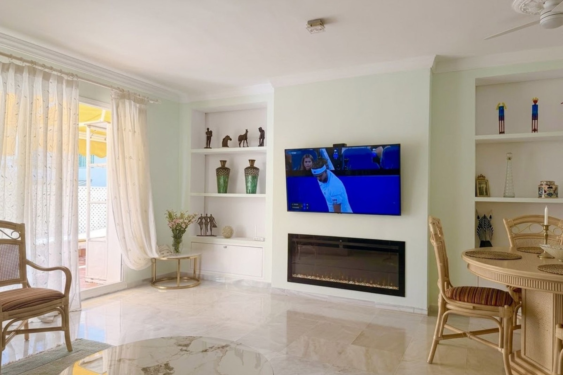 Resale - apartment - Estepona - Estepona Centro