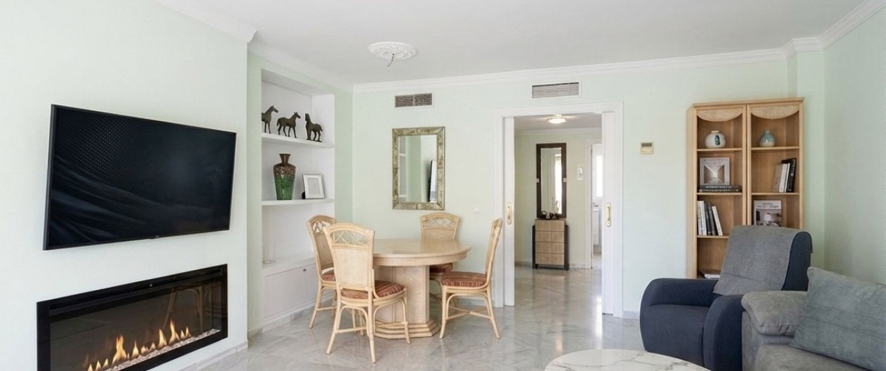 Resale - apartment - Estepona - Estepona Centro