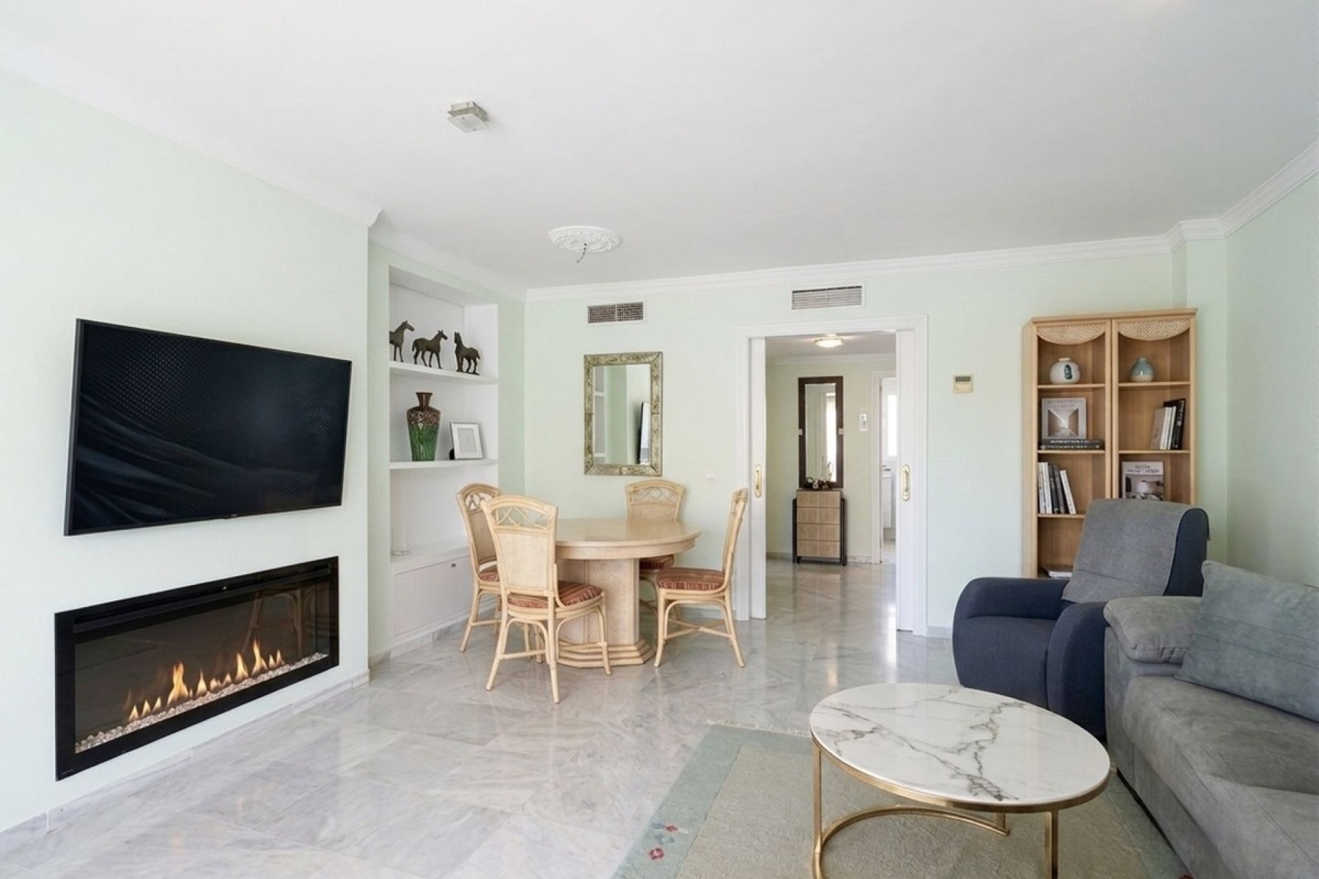Resale - apartment - Estepona - Estepona Centro