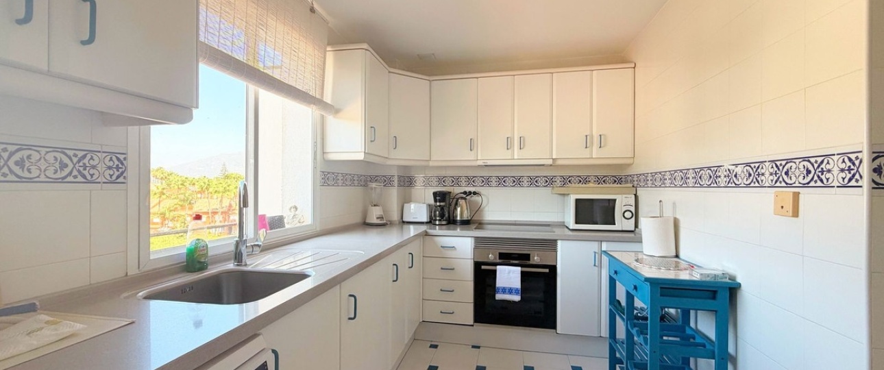 Resale - apartment - Estepona - Estepona Centro