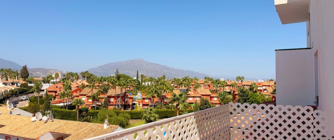 Resale - apartment - Estepona - Estepona Centro