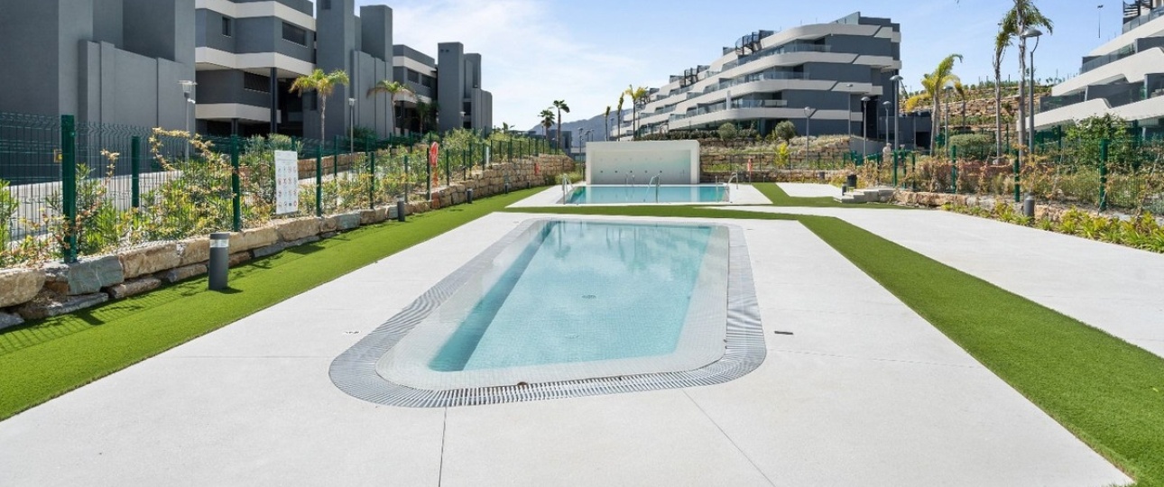 Resale - apartment - Estepona - Estepona Centro