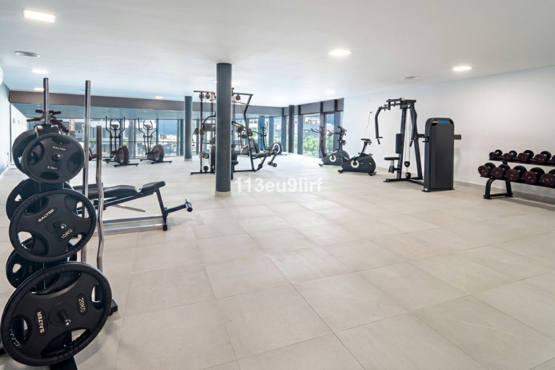 Resale - apartment - Estepona - Estepona Centro