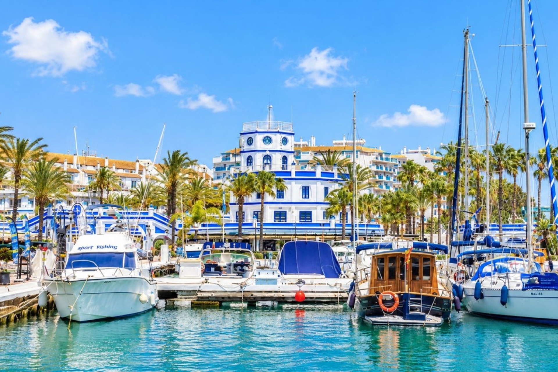 Resale - apartment - Estepona - Estepona Centro
