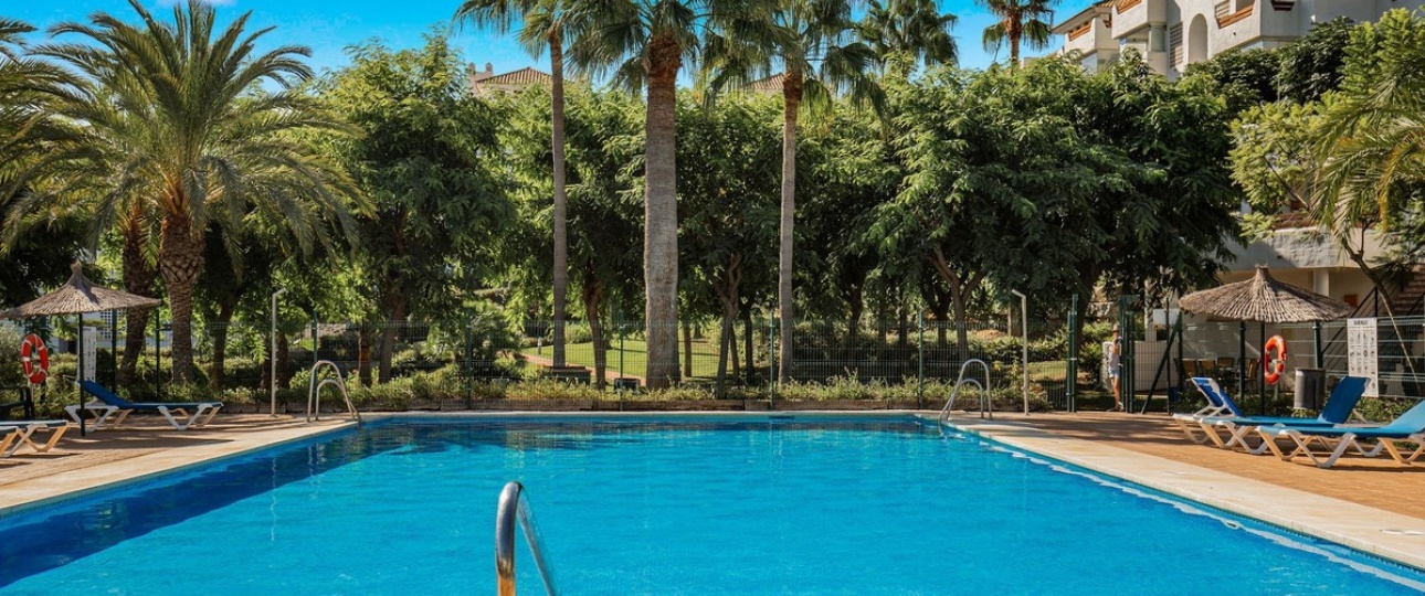 Resale - apartment - Estepona - Estepona Centro