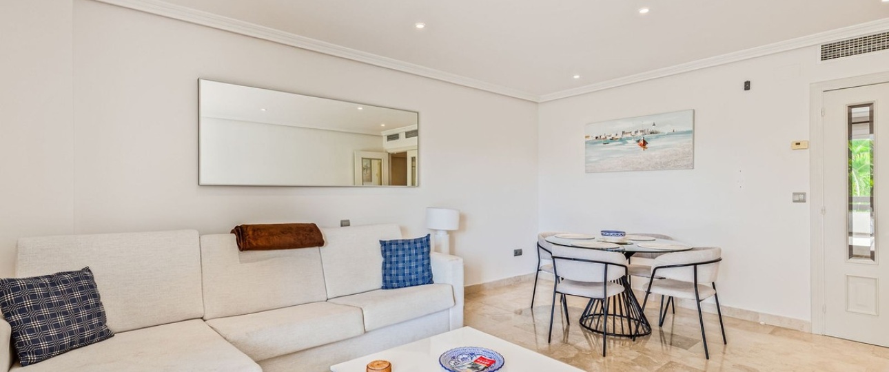Resale - apartment - Estepona - Estepona Centro