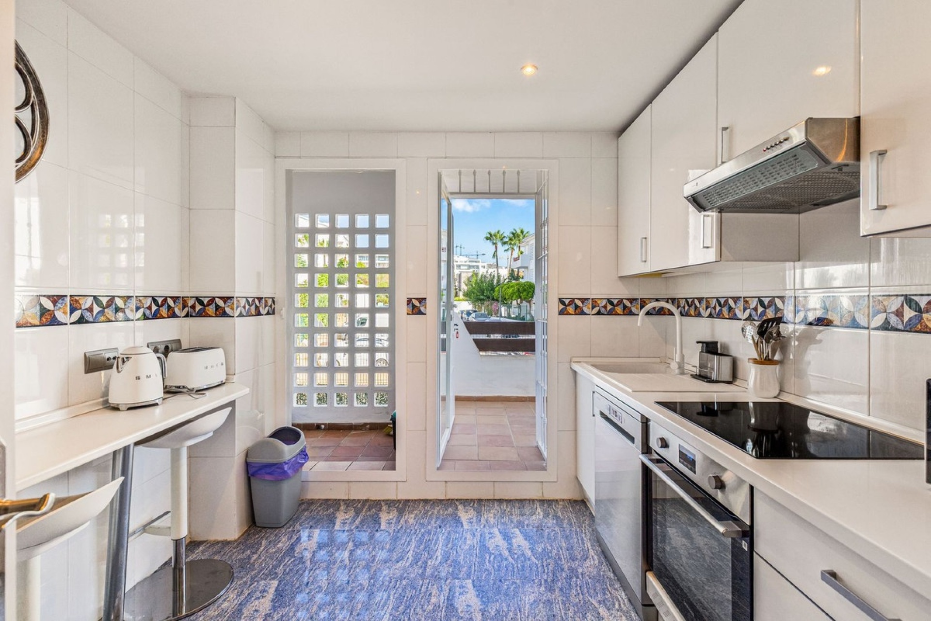 Resale - apartment - Estepona - Estepona Centro