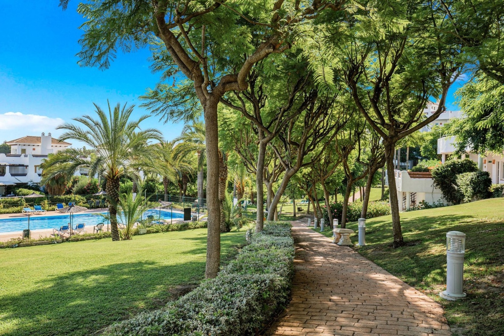 Resale - apartment - Estepona - Estepona Centro