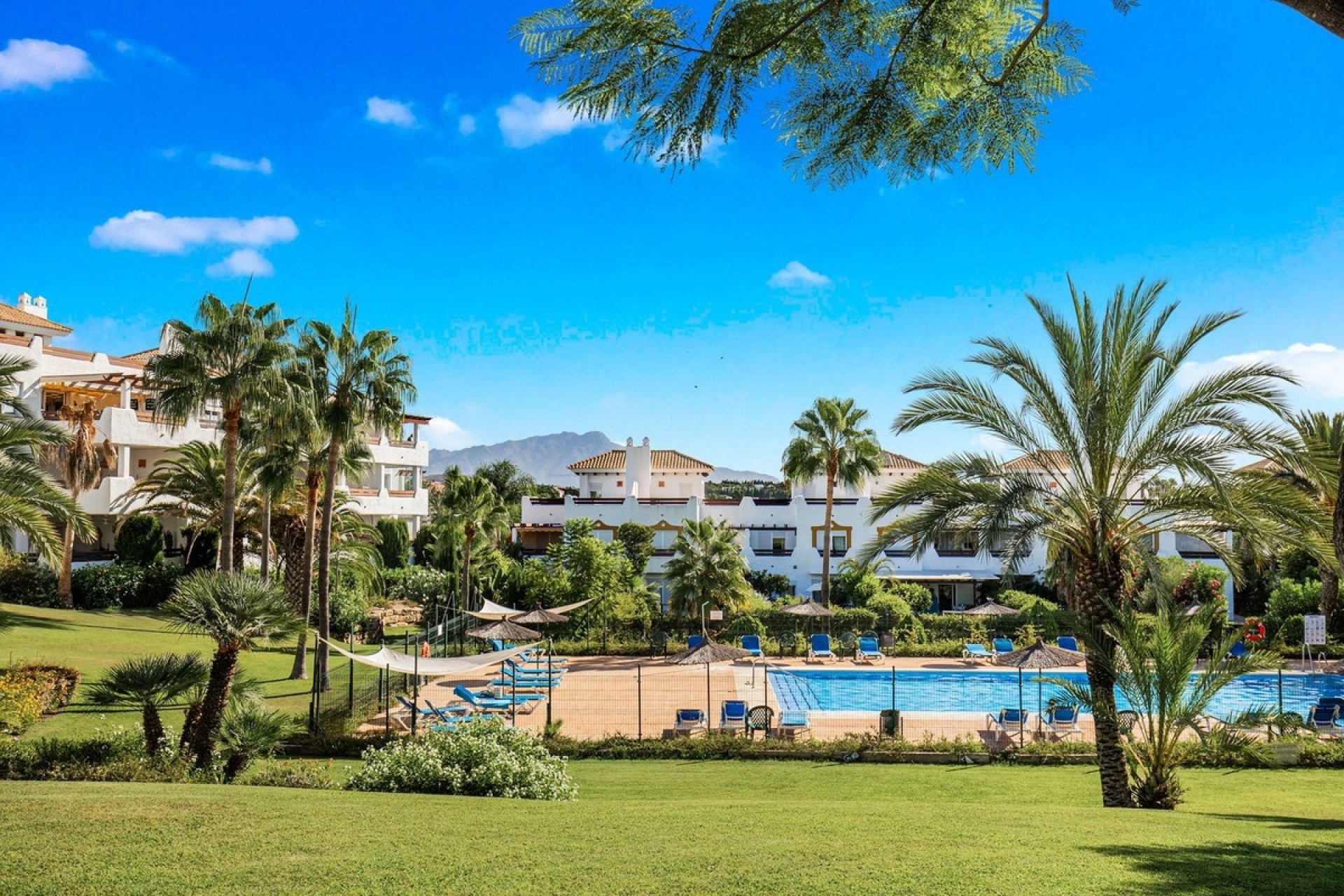 Resale - apartment - Estepona - Estepona Centro