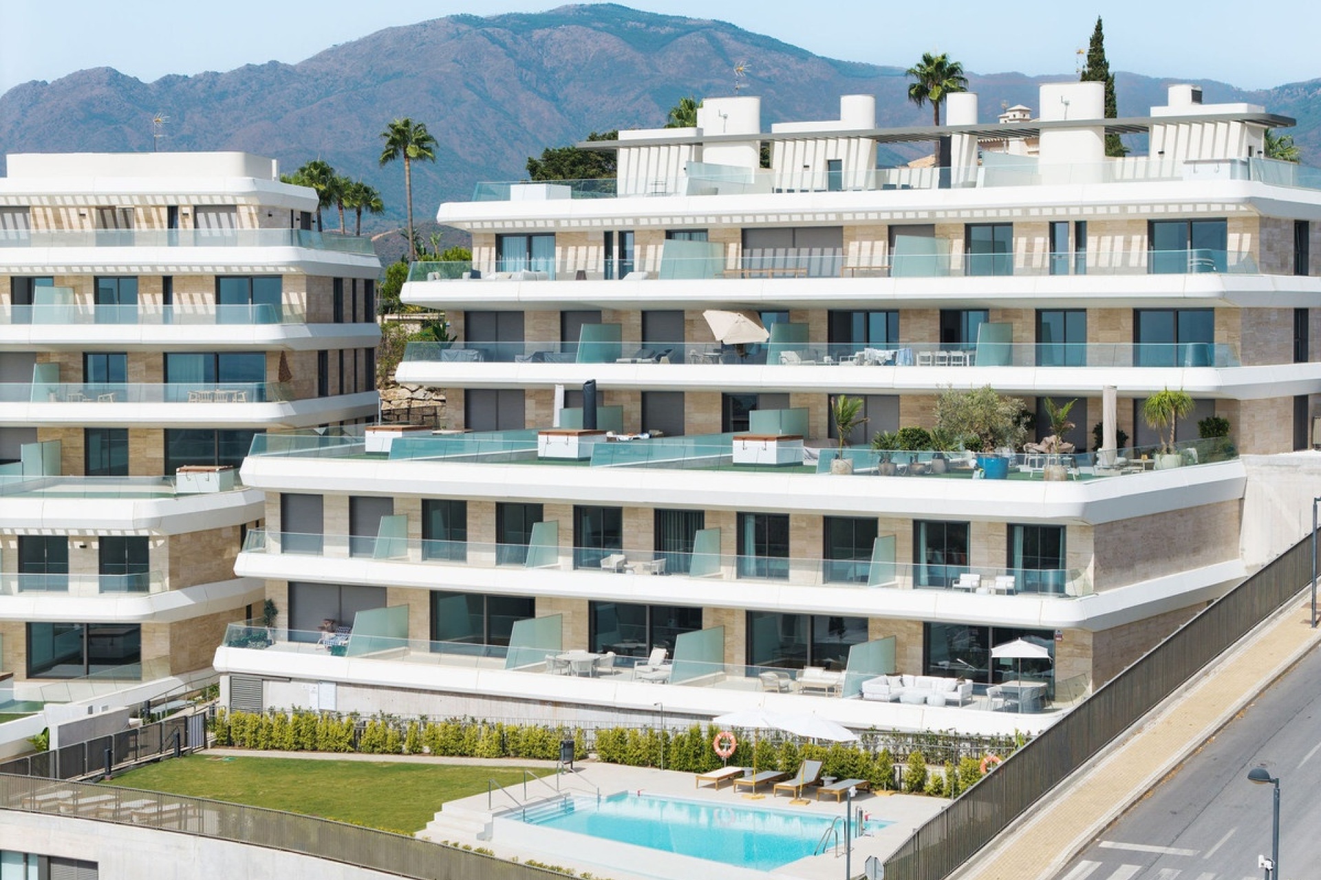 Resale - apartment - Estepona - Estepona Centro