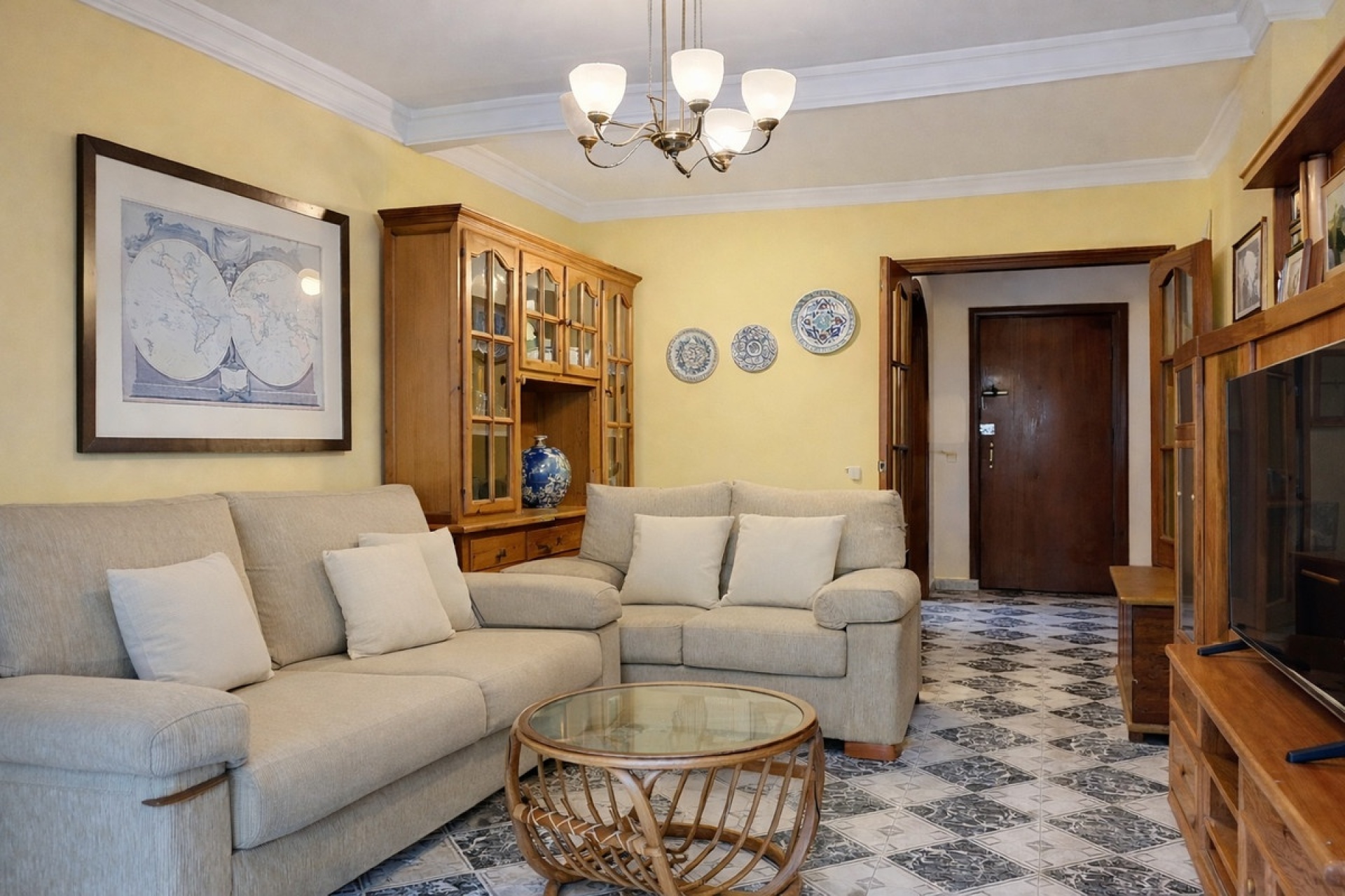 Resale - apartment - Estepona - Estepona Centro