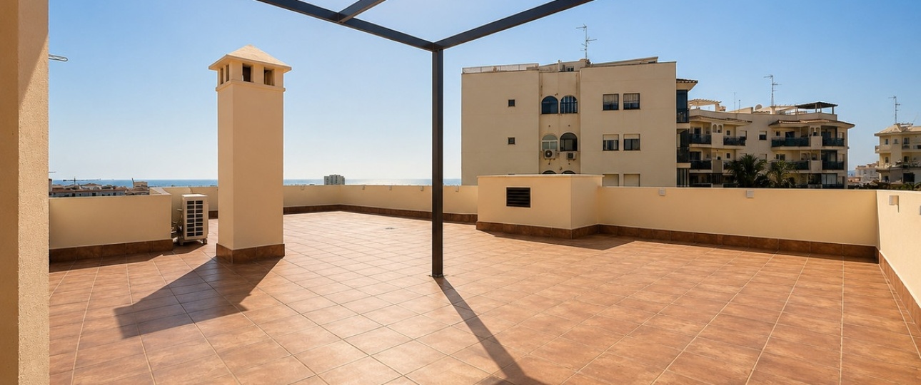 Resale - apartment - Estepona - Estepona Centro