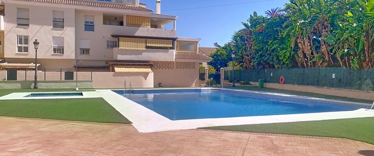 Resale - apartment - Estepona - Estepona Centro