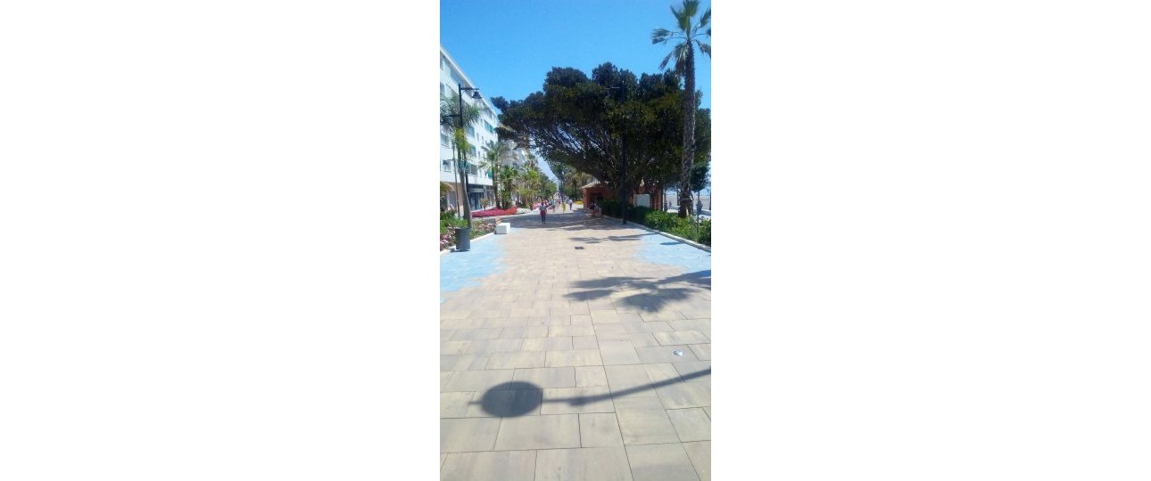 Resale - apartment - Estepona - Estepona Centro