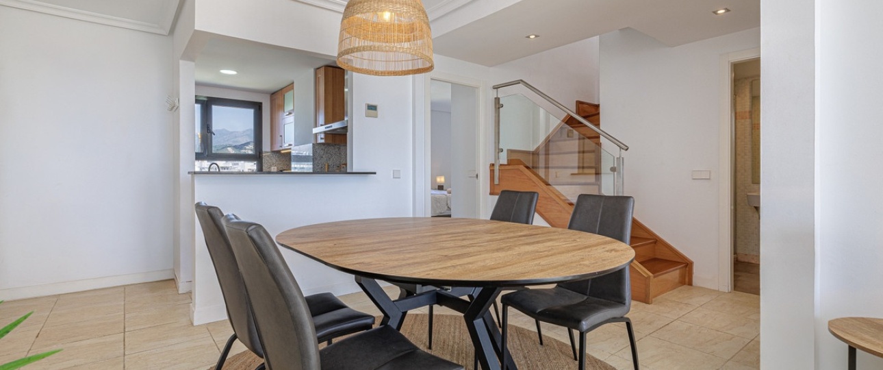 Resale - apartment - Estepona - Estepona Centro
